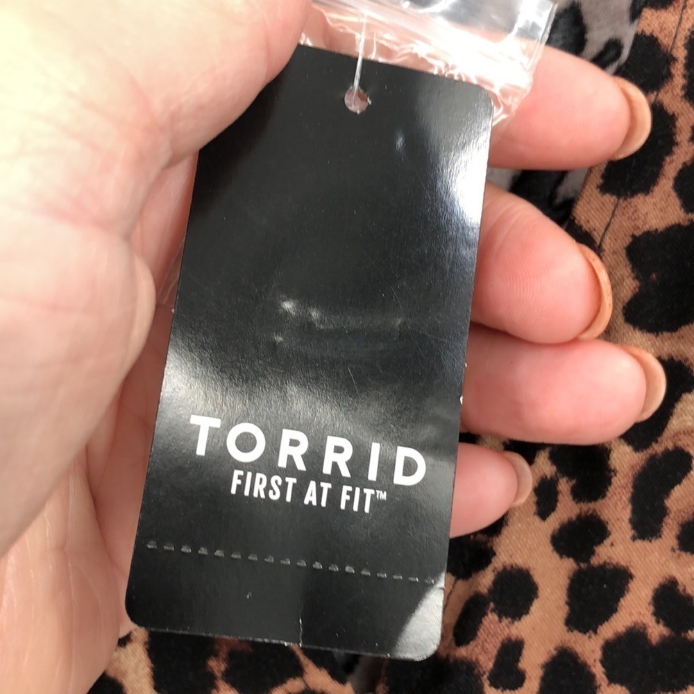 Torrid Dress Size 00 (M/L 10) Animal Print, mafia wife core - Picture 5 of 9